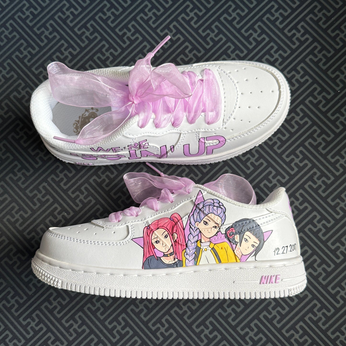 Limited Edition: Set Goin UP - FREE SHOES LACES + KEYCHAIN + SOCKS