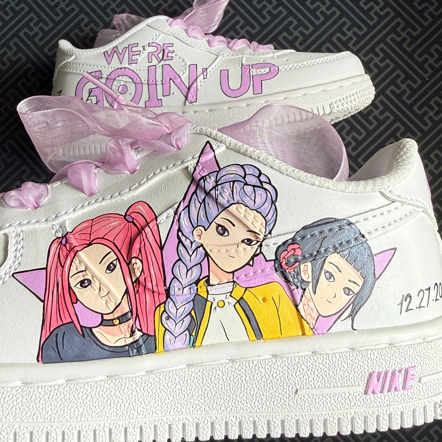 Limited Edition: Set Goin UP - FREE SHOES LACES + KEYCHAIN + SOCKS