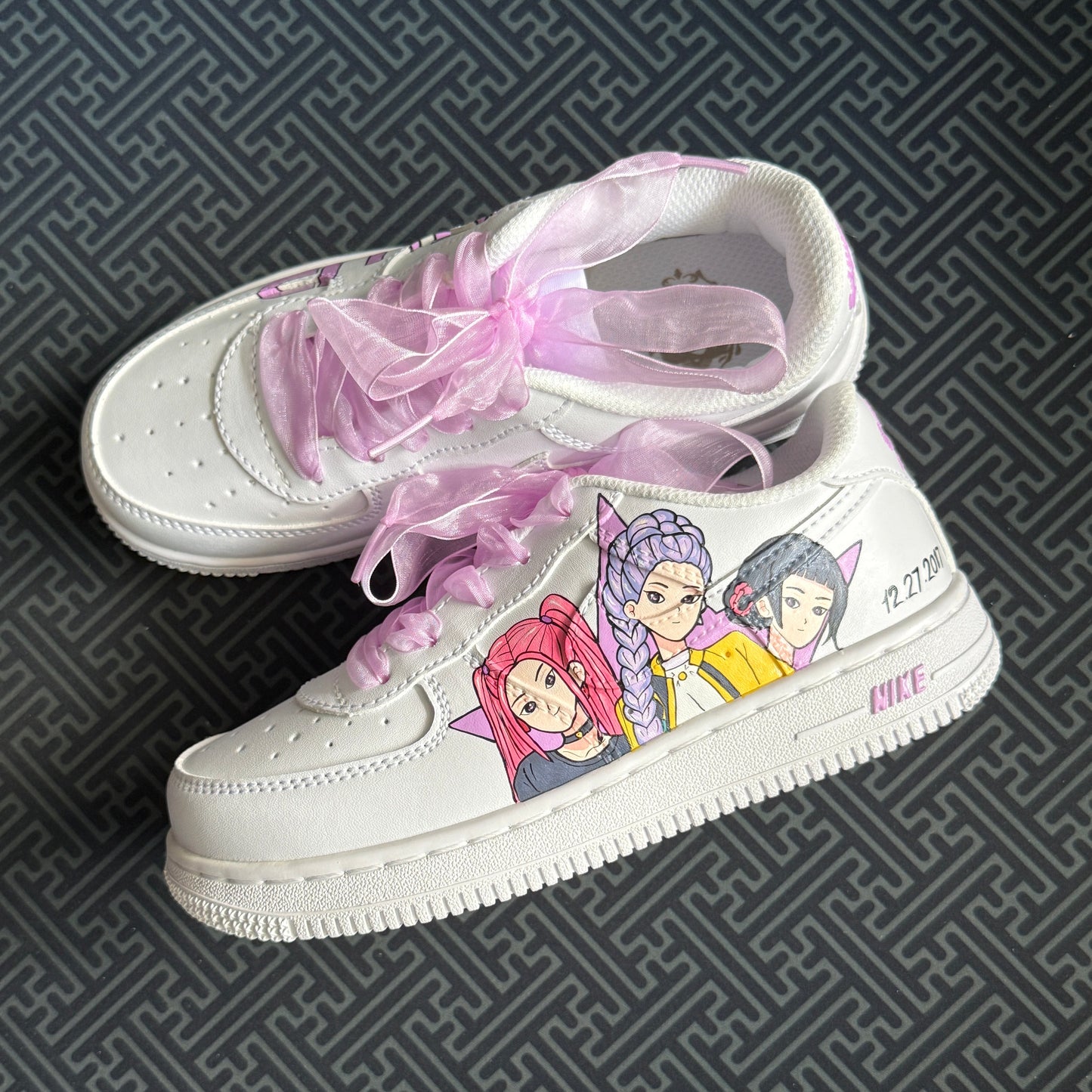 Limited Edition: Set Goin UP - FREE SHOES LACES + KEYCHAIN + SOCKS