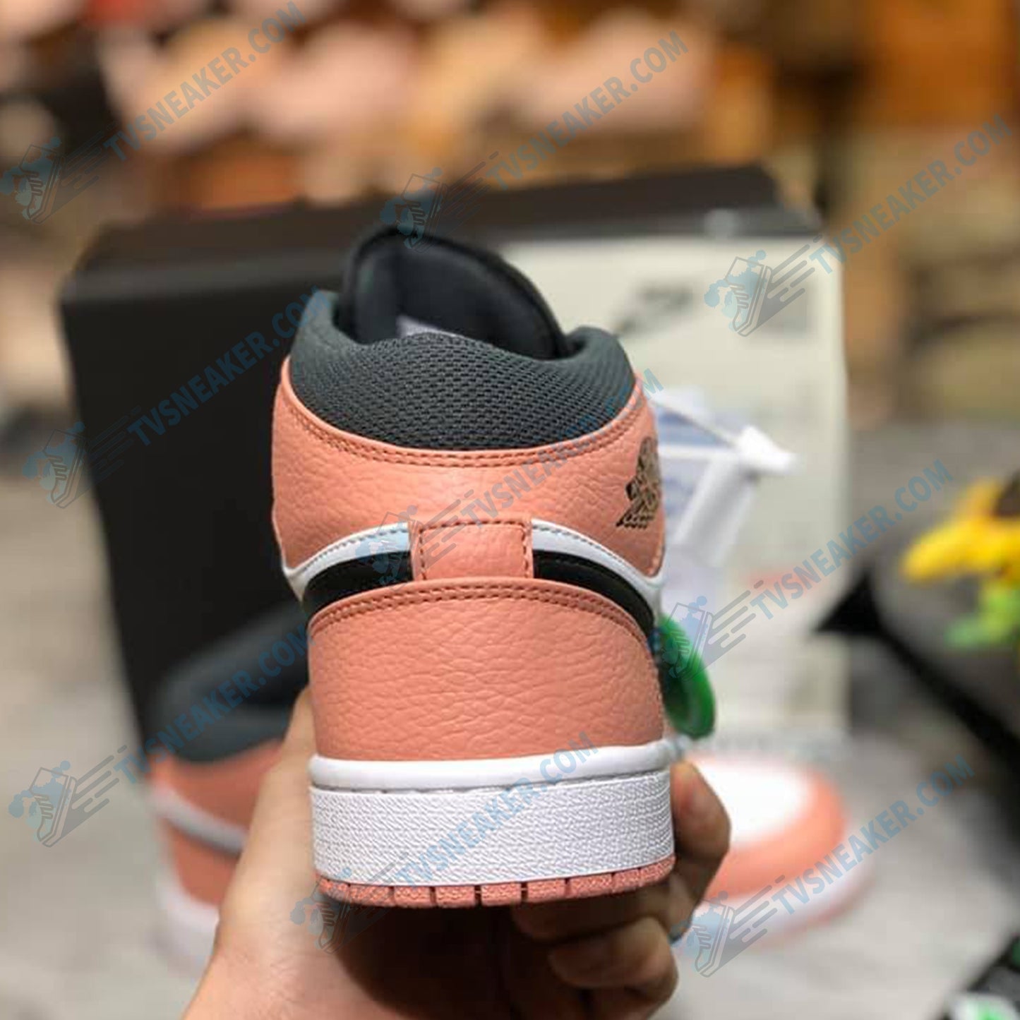 JD Pink Sneaker